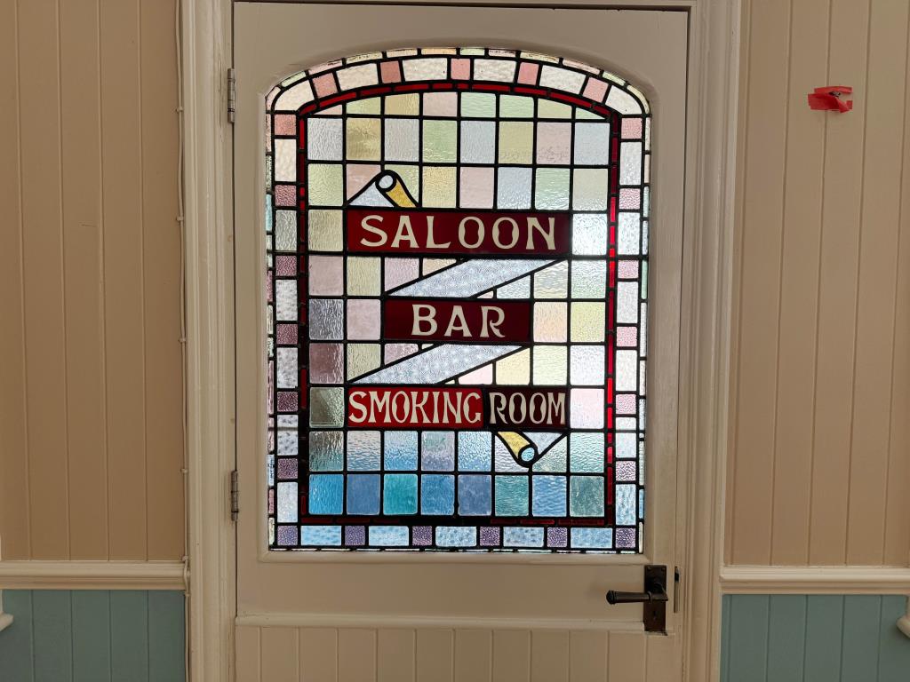 Lot: 90 - FORMER COOKERY SCHOOL WITH PLANNING FOR CONVERSION TO RESIDENTIAL - One of the stain glass windows